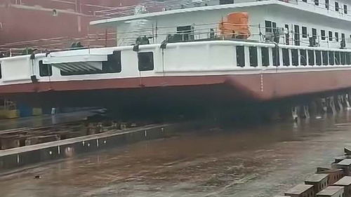 國(guó)產(chǎn)船舶順利下水，氣囊技術(shù)彰顯科技突破